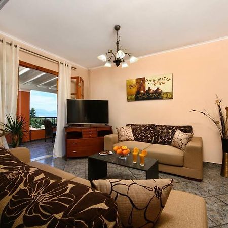 Seaview Cottage - Calmare Petrití Zewnętrze zdjęcie